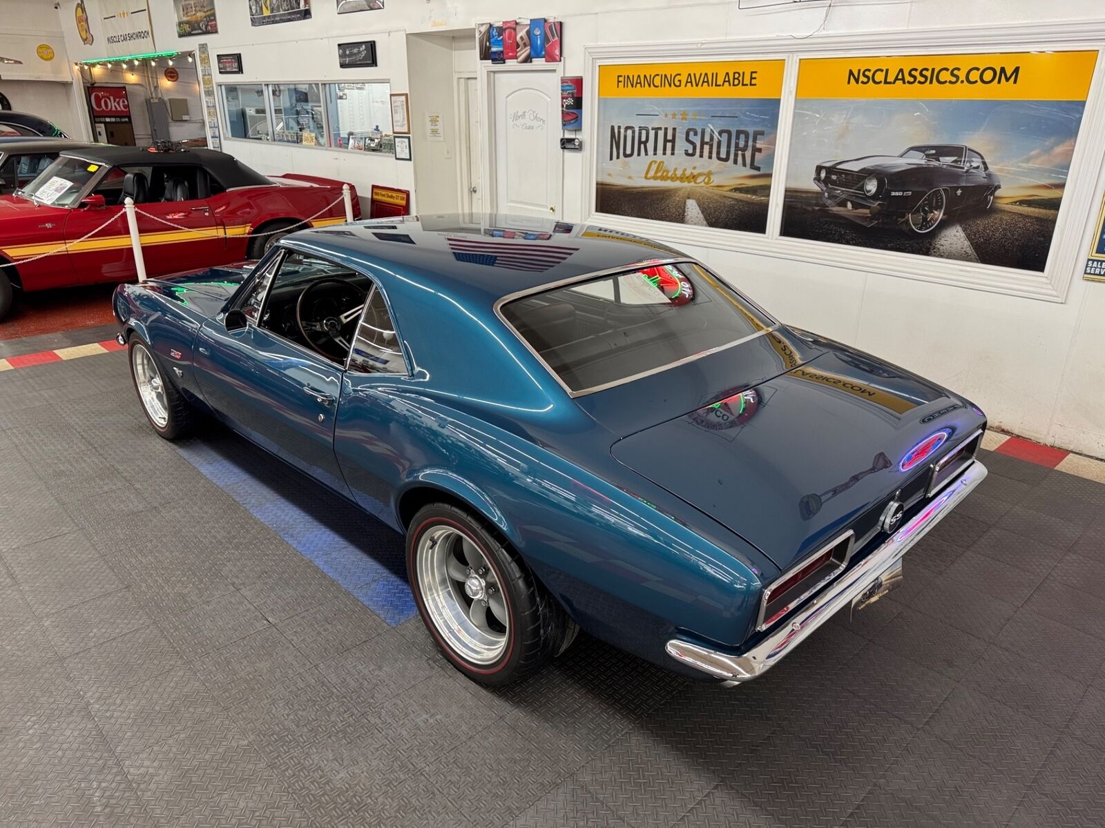 Chevrolet-Camaro-1967-2-Door-2