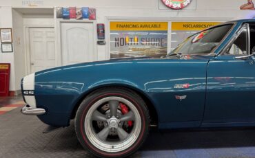 Chevrolet-Camaro-1967-2-Door-20