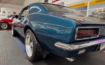 Chevrolet-Camaro-1967-2-Door-23