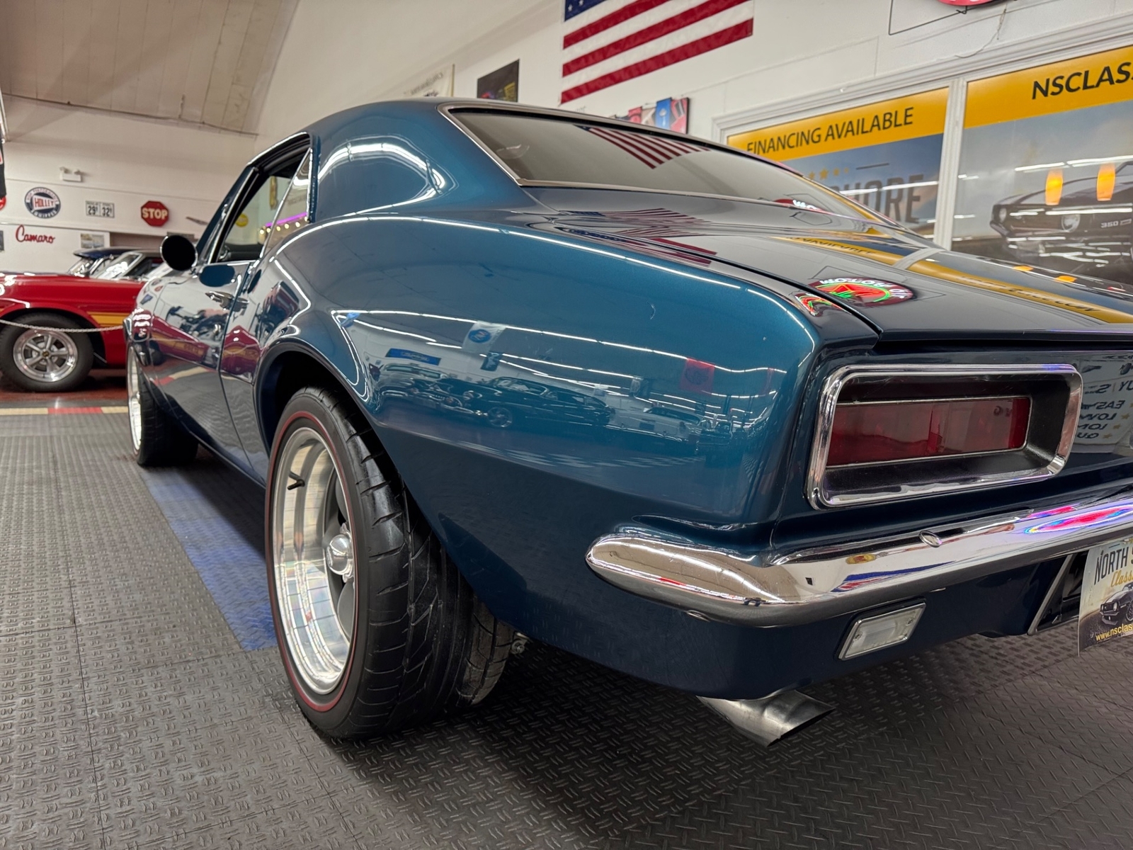 Chevrolet-Camaro-1967-2-Door-23
