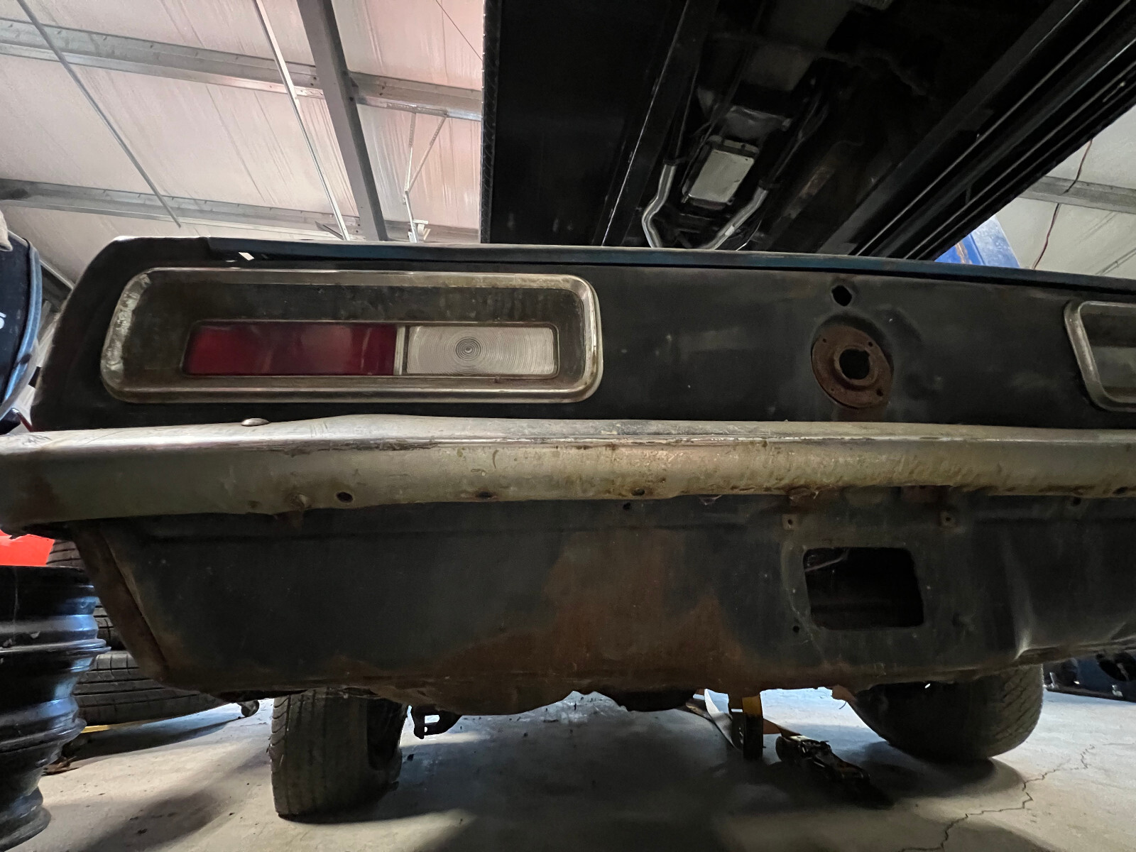 Chevrolet-Camaro-1967-2-Door-24