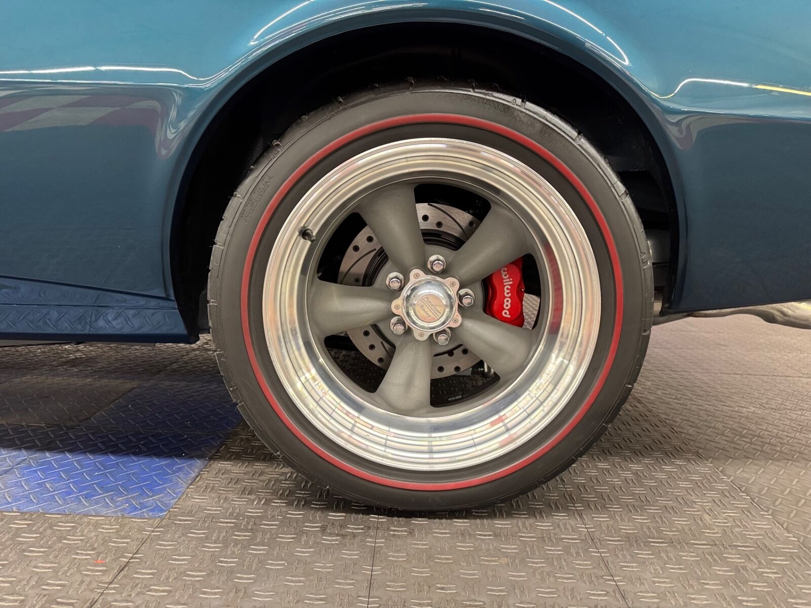 Chevrolet-Camaro-1967-2-Door-26