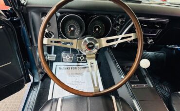Chevrolet-Camaro-1967-2-Door-33