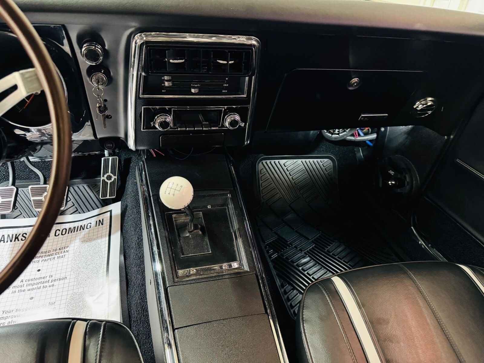 Chevrolet-Camaro-1967-2-Door-35