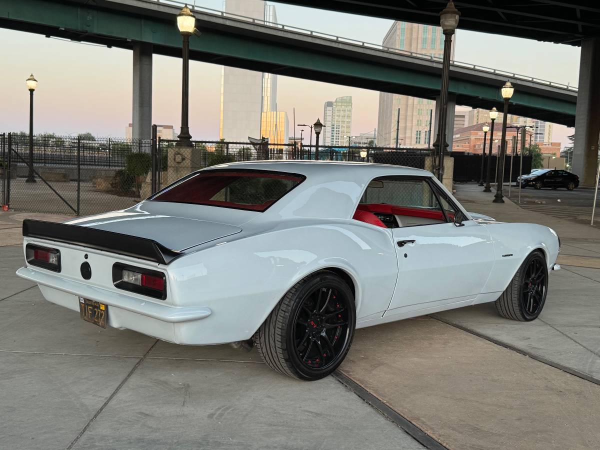 Chevrolet-Camaro-1967-3