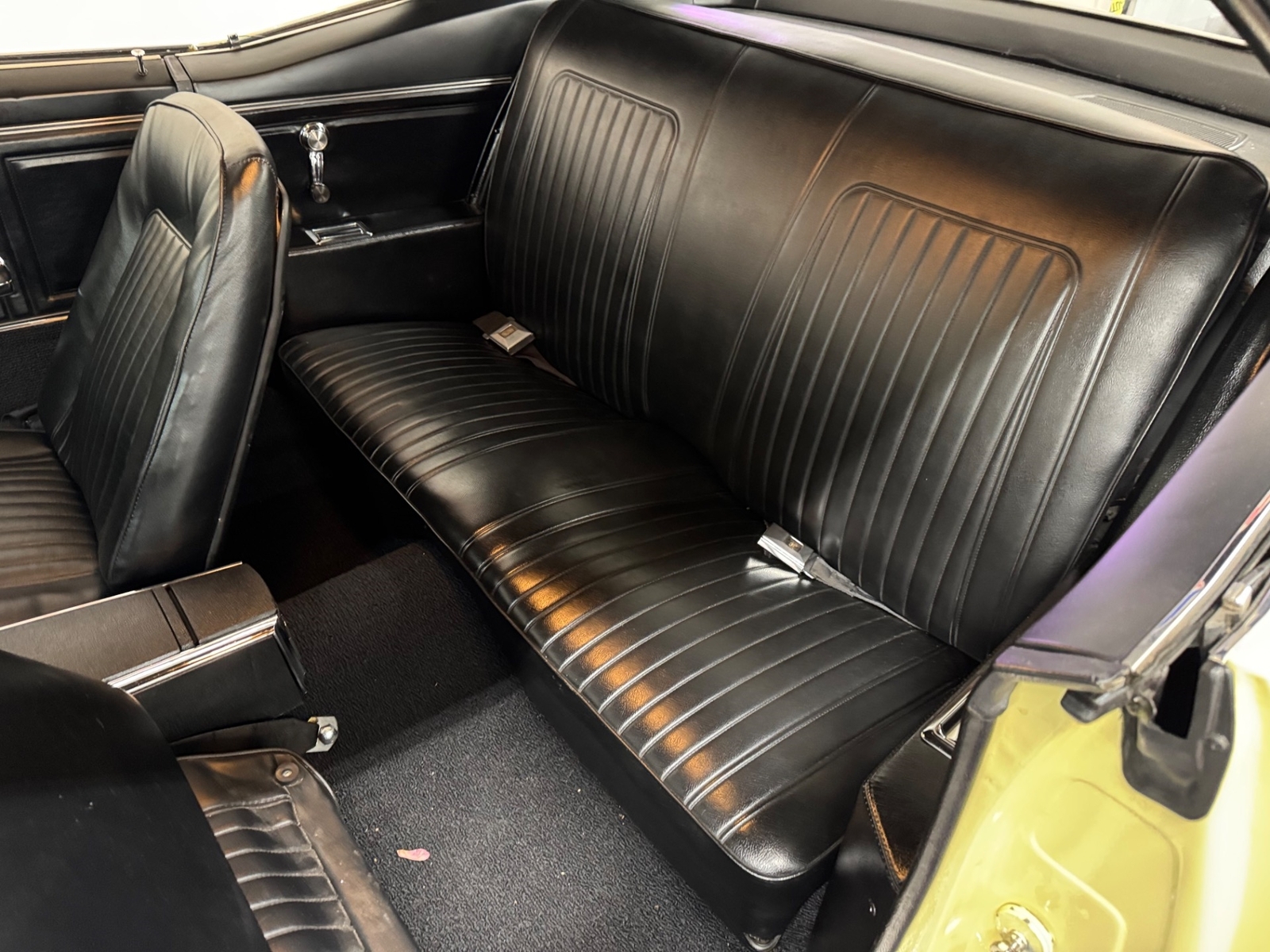 Chevrolet-Camaro-1967-39