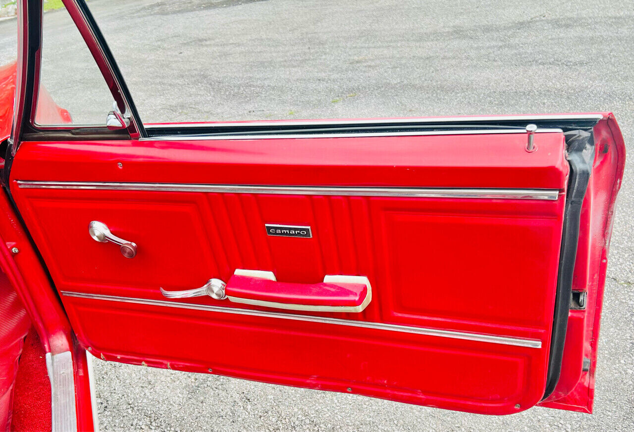 Chevrolet-Camaro-1967-American-Muscle-Car-17