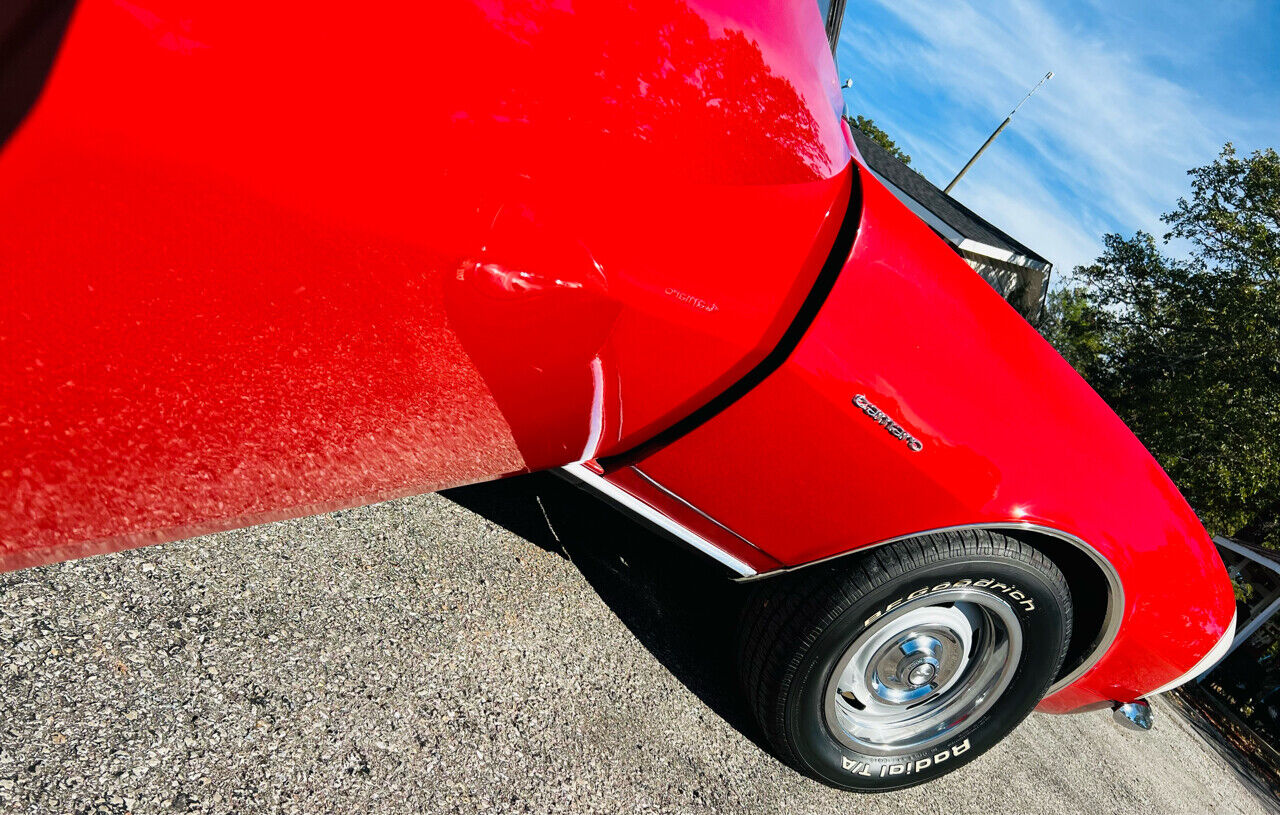 Chevrolet-Camaro-1967-American-Muscle-Car-32