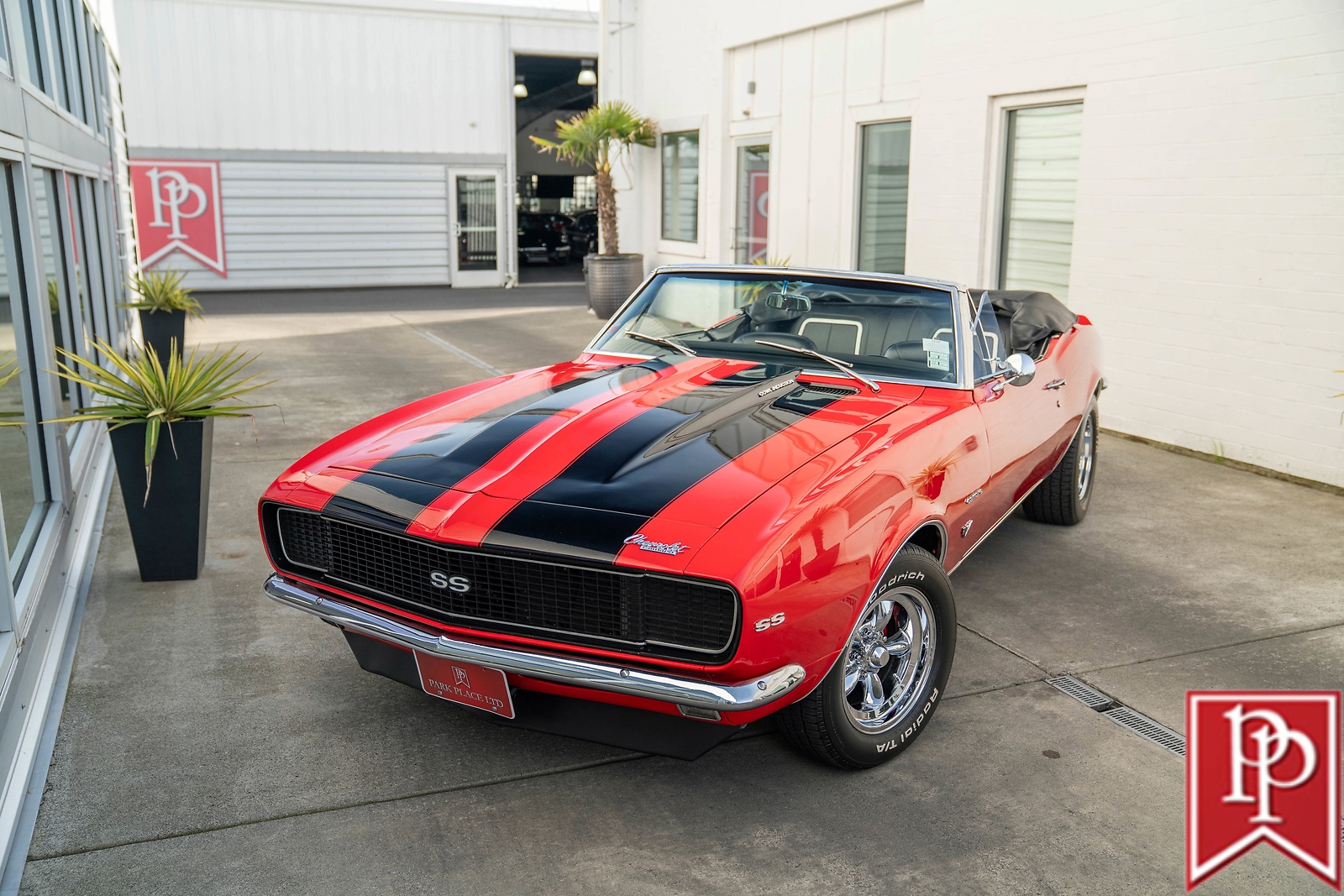 Chevrolet-Camaro-1967-Convertible-1