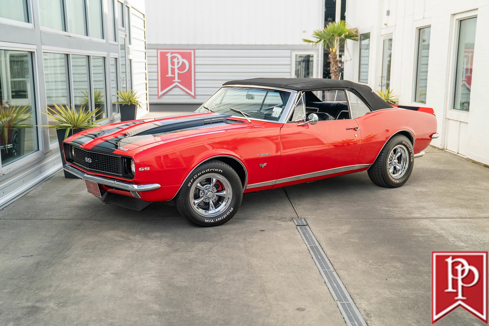 Chevrolet-Camaro-1967-Convertible-13