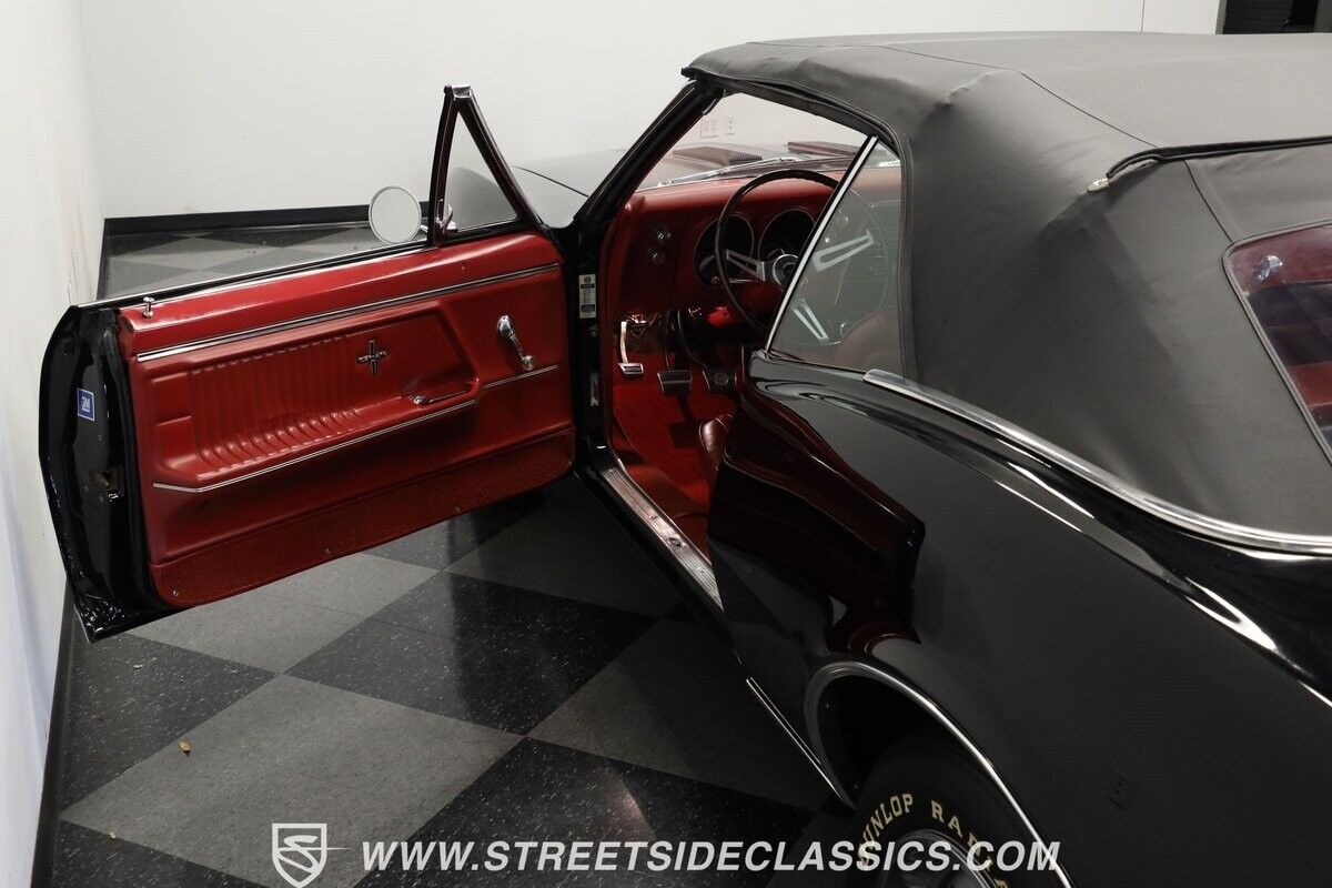 Chevrolet-Camaro-1967-Convertible-32