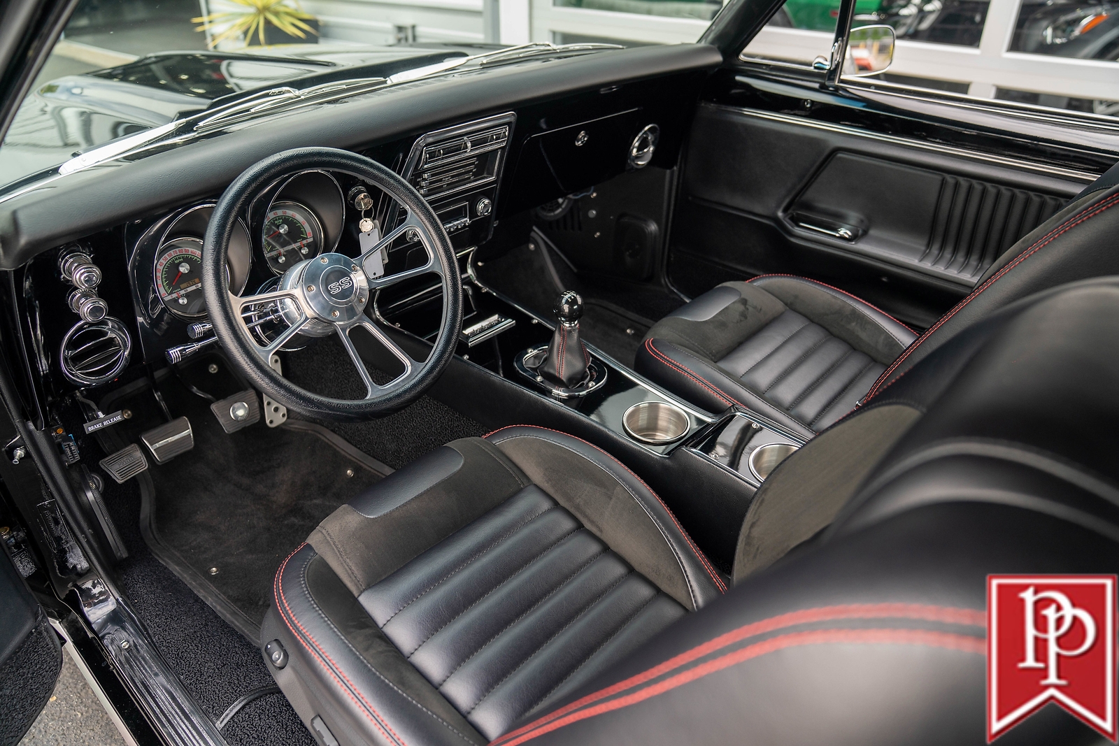 Chevrolet-Camaro-1967-Coupe-10