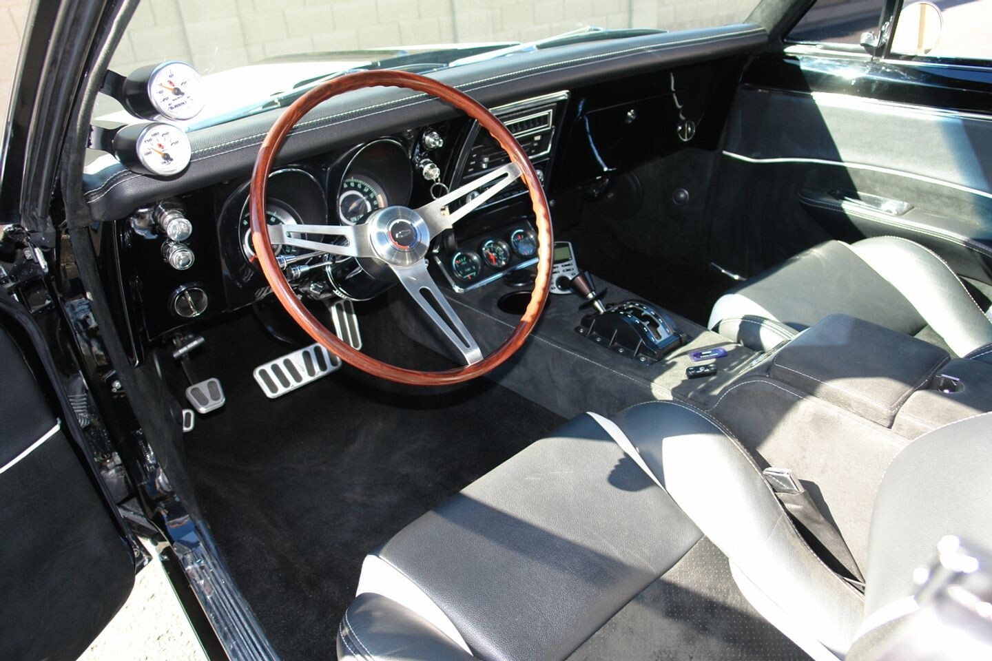 Chevrolet-Camaro-1967-Coupe-19