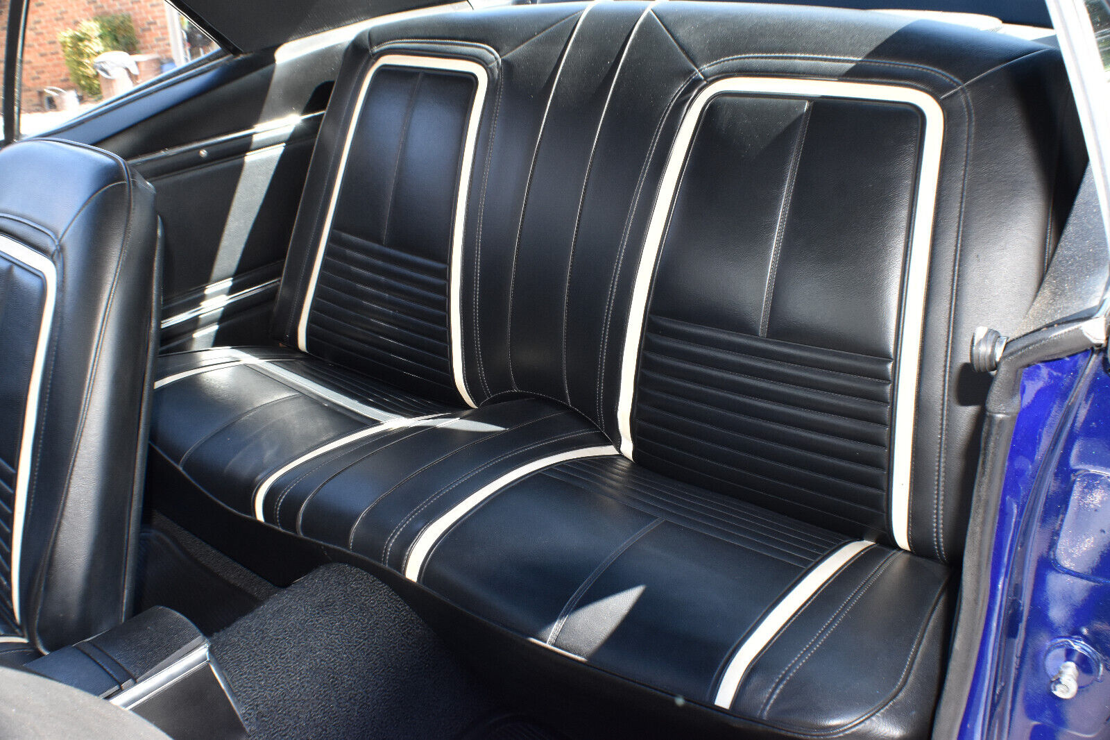 Chevrolet-Camaro-1967-Coupe-21
