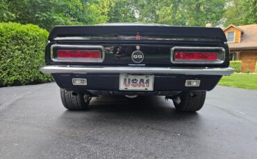 Chevrolet-Camaro-1967-Coupe-23