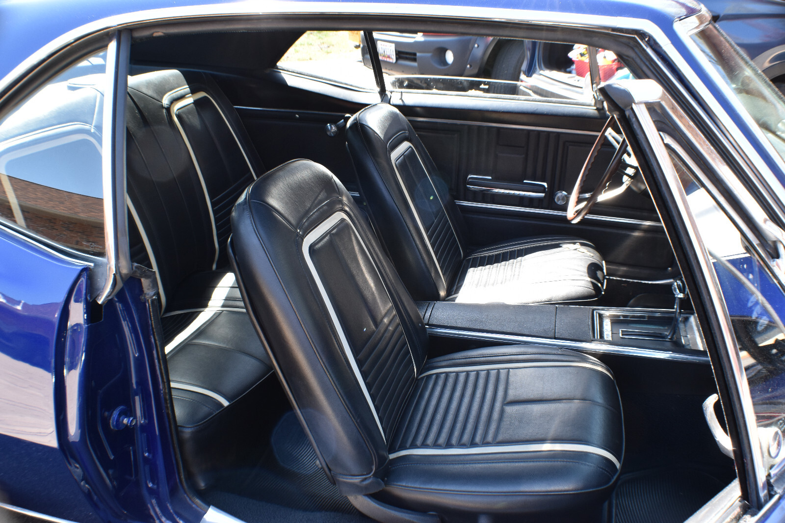 Chevrolet-Camaro-1967-Coupe-24