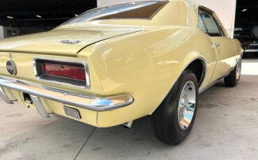 Chevrolet-Camaro-1967-Hatchback-14