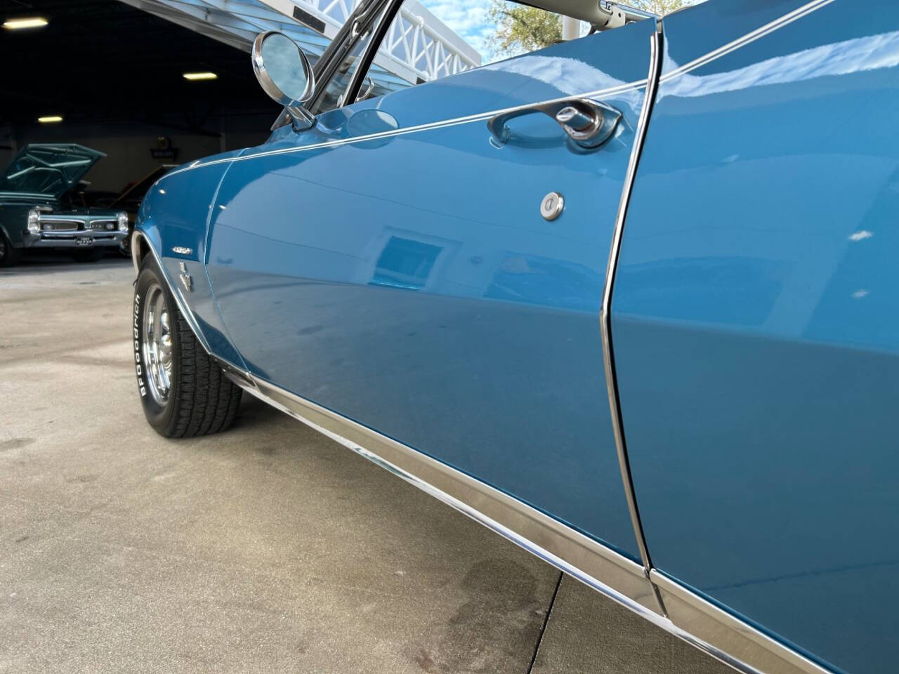 Chevrolet-Camaro-1967-Hatchback-17