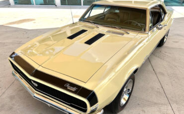 Chevrolet-Camaro-1967-Hatchback-18