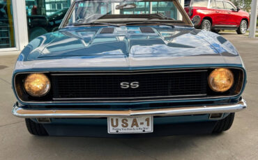 Chevrolet-Camaro-1967-Hatchback-2