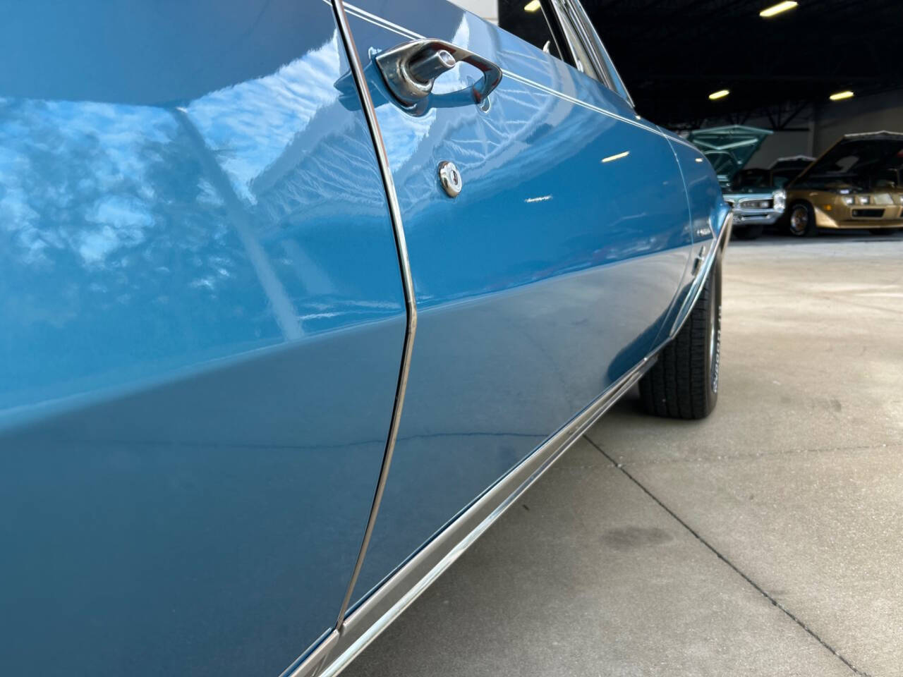 Chevrolet-Camaro-1967-Hatchback-20