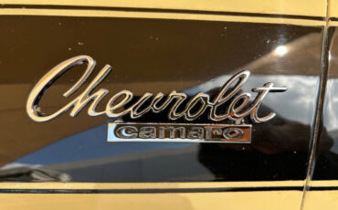 Chevrolet-Camaro-1967-Hatchback-21