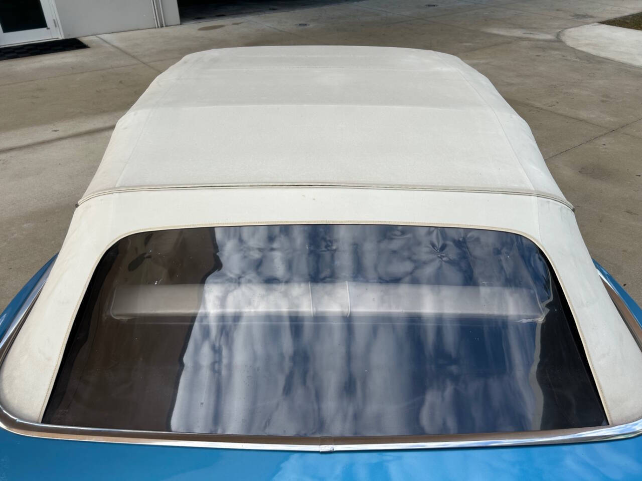 Chevrolet-Camaro-1967-Hatchback-26