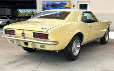 Chevrolet-Camaro-1967-Hatchback-5