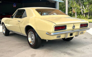 Chevrolet-Camaro-1967-Hatchback-7