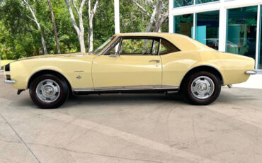 Chevrolet-Camaro-1967-Hatchback-8