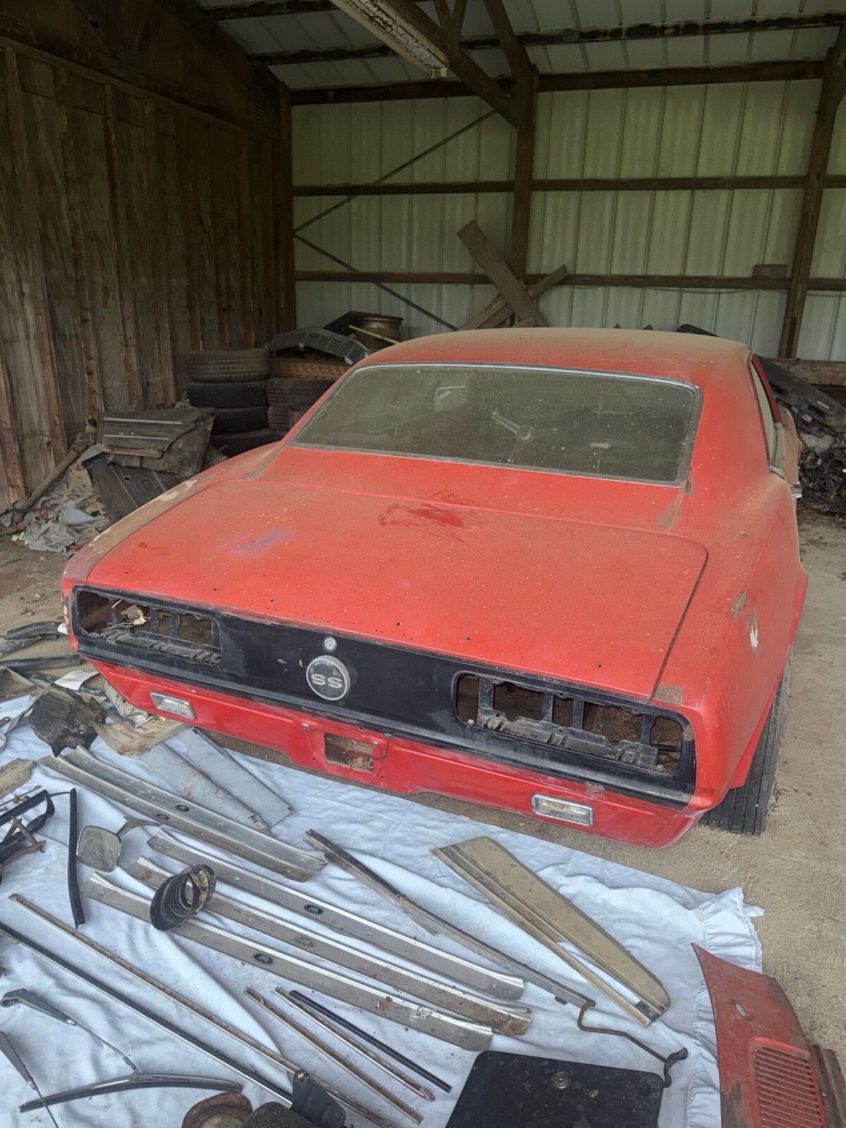 Chevrolet-Camaro-1968-1