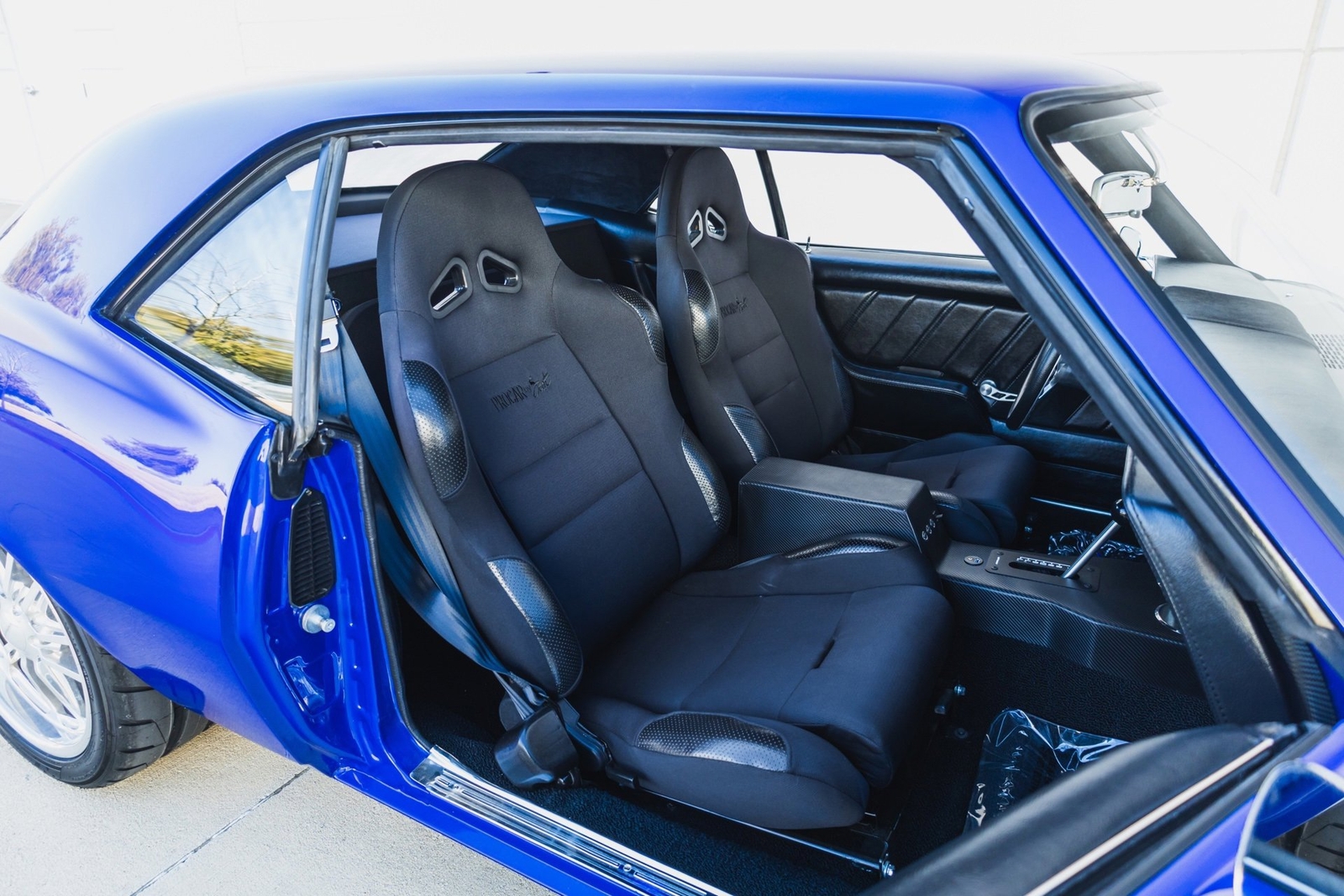 Chevrolet-Camaro-1968-2D-Coupe-32