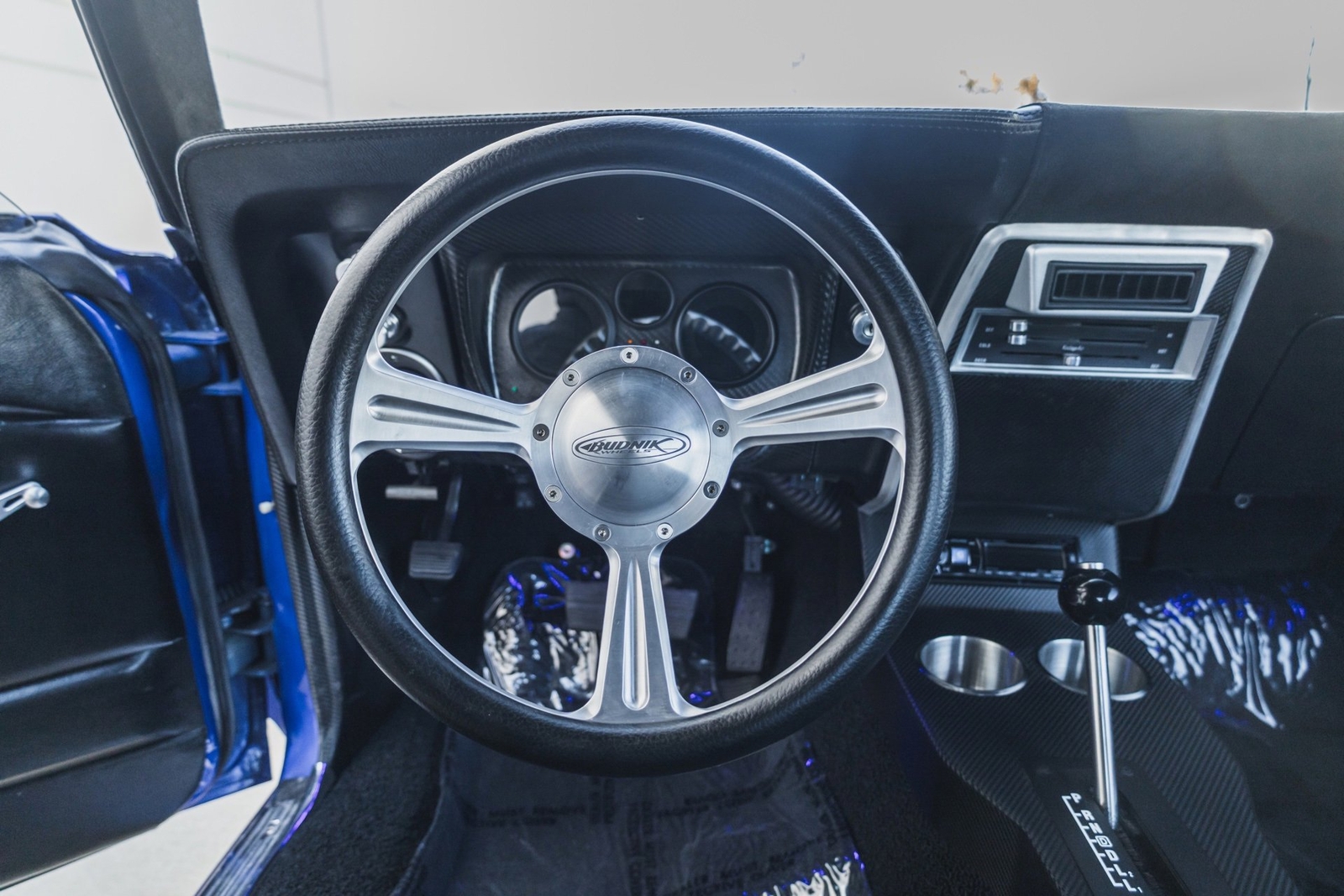 Chevrolet-Camaro-1968-2D-Coupe-38