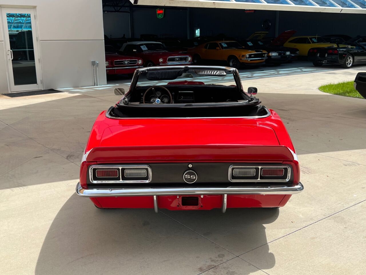 Chevrolet-Camaro-1968-Convertible-12