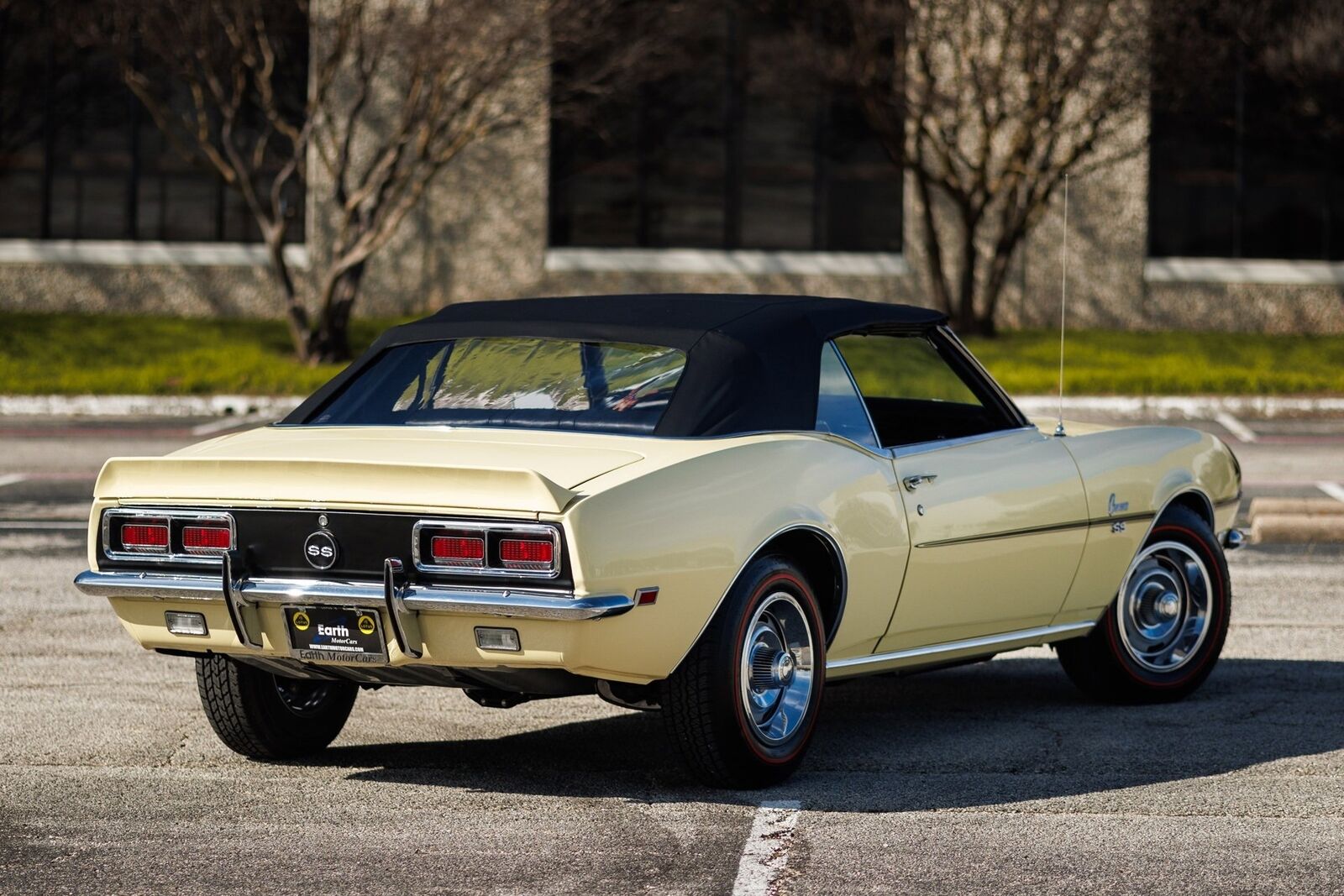 Chevrolet-Camaro-1968-Convertible-13
