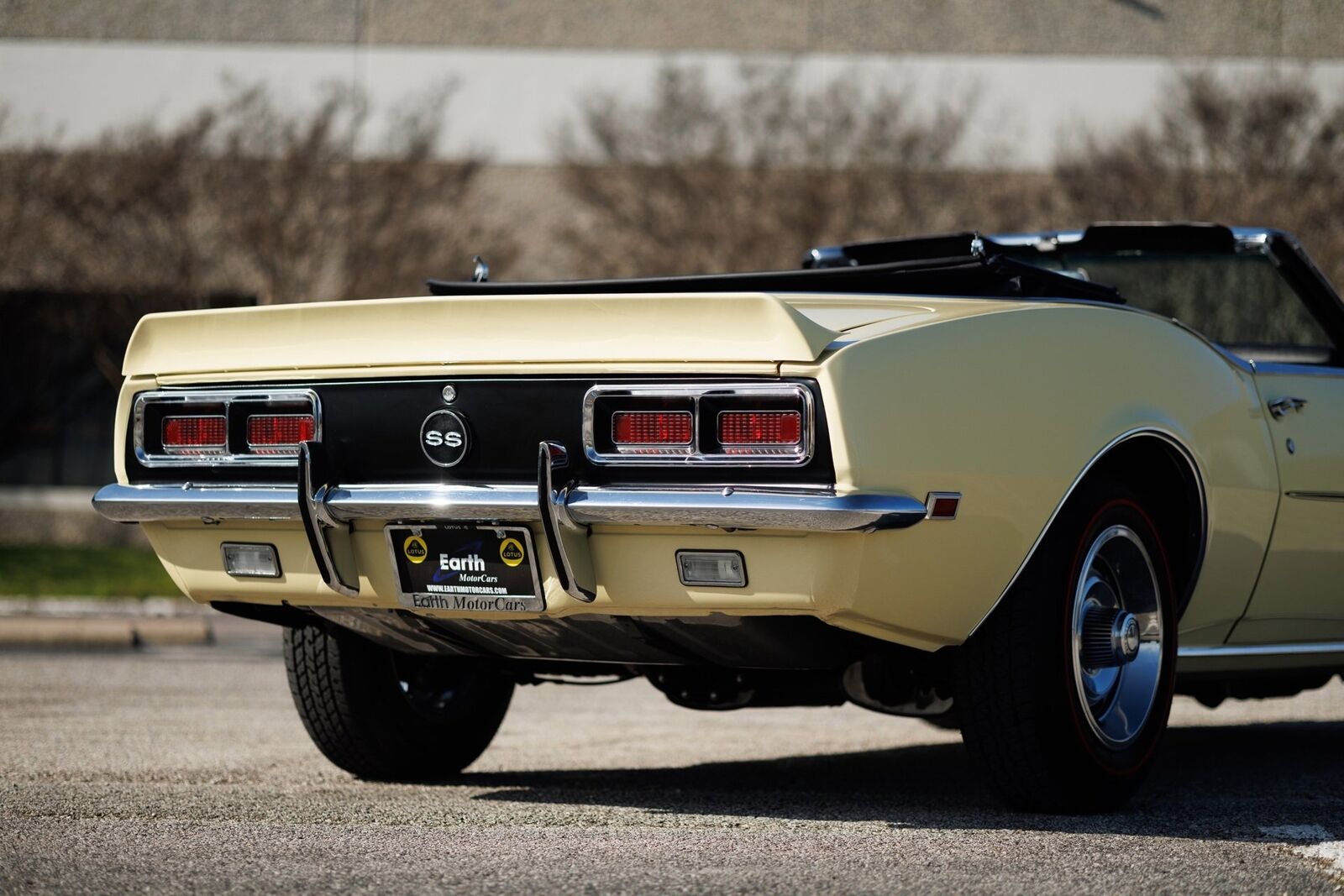Chevrolet-Camaro-1968-Convertible-23
