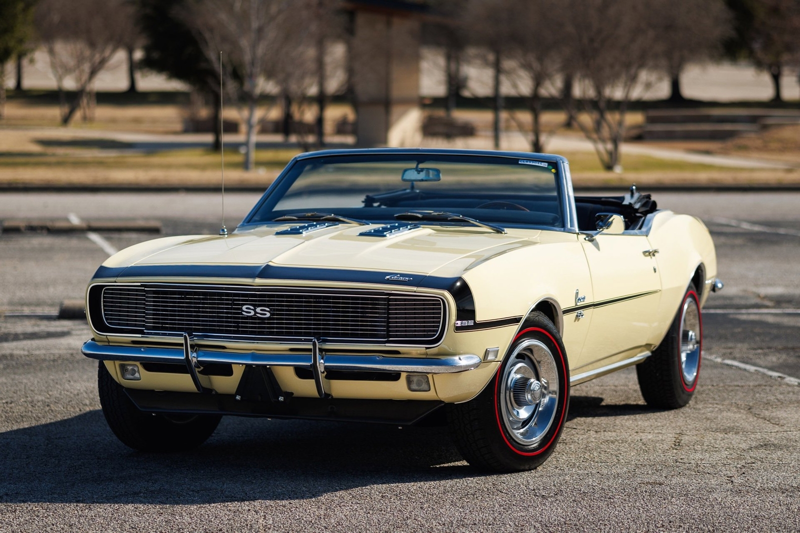 Chevrolet-Camaro-1968-Convertible-4