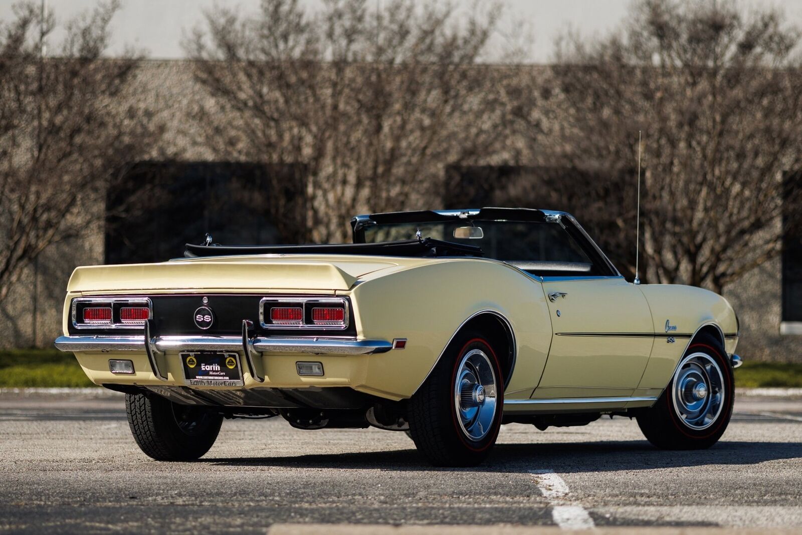 Chevrolet-Camaro-1968-Convertible-9