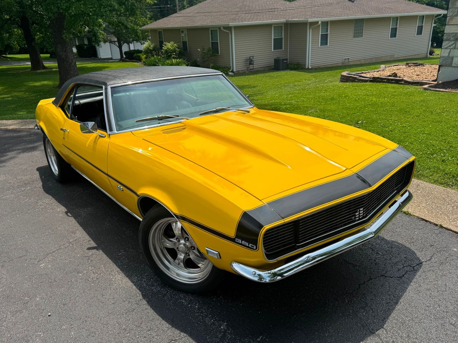 Chevrolet-Camaro-1968-Coupe-10