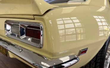 Chevrolet-Camaro-1968-Coupe-10
