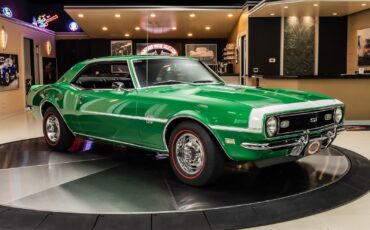 Chevrolet-Camaro-1968-Coupe-10