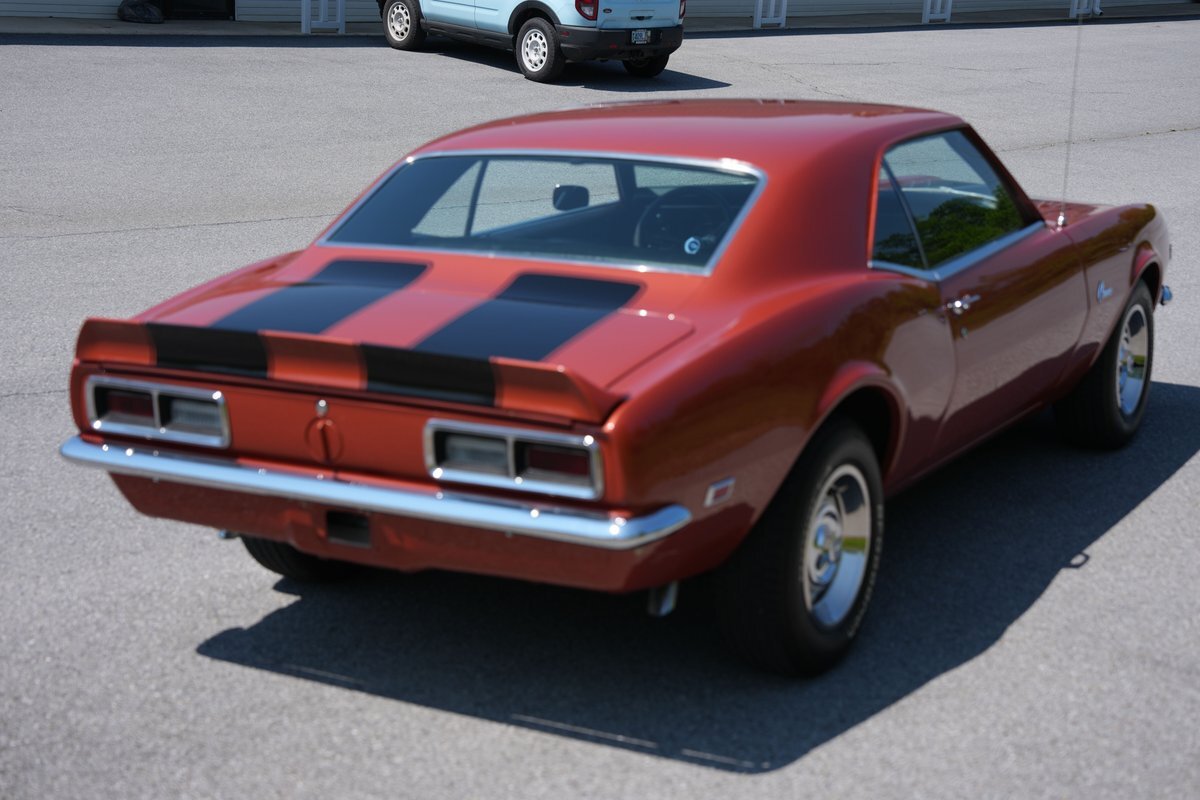 Chevrolet-Camaro-1968-Coupe-12