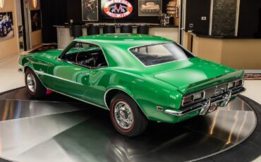Chevrolet-Camaro-1968-Coupe-18