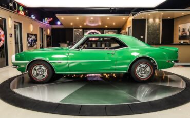 Chevrolet-Camaro-1968-Coupe-19