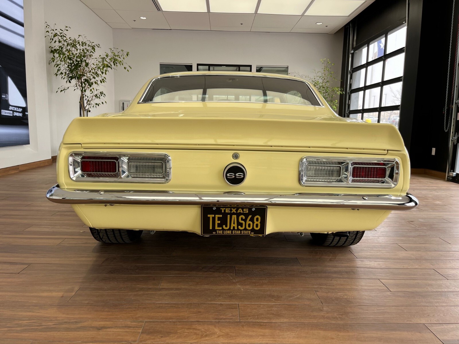 Chevrolet-Camaro-1968-Coupe-3