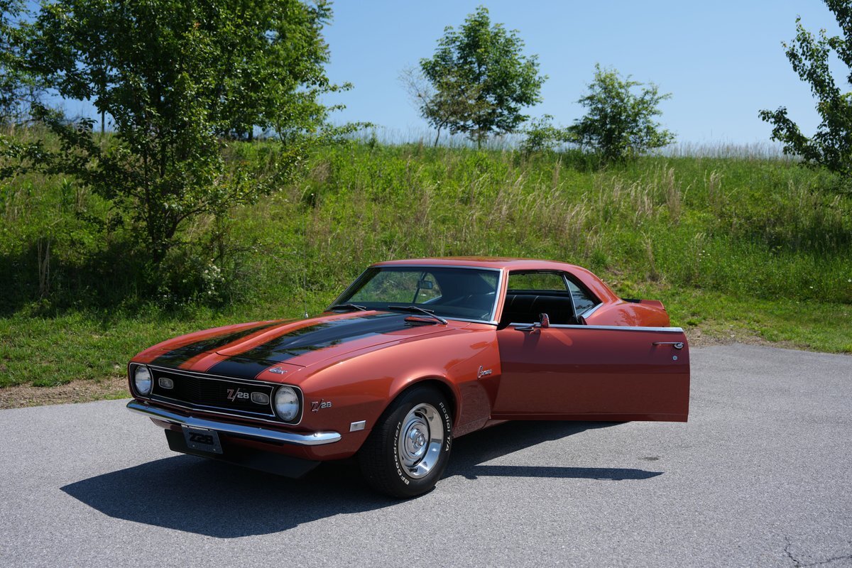 Chevrolet-Camaro-1968-Coupe-39