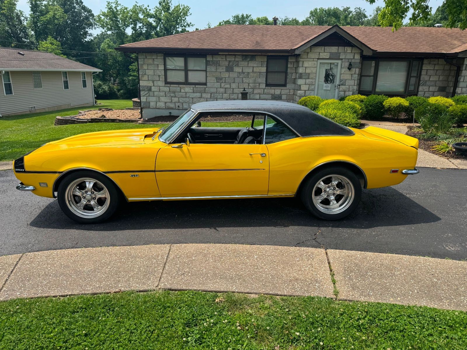 Chevrolet-Camaro-1968-Coupe-4
