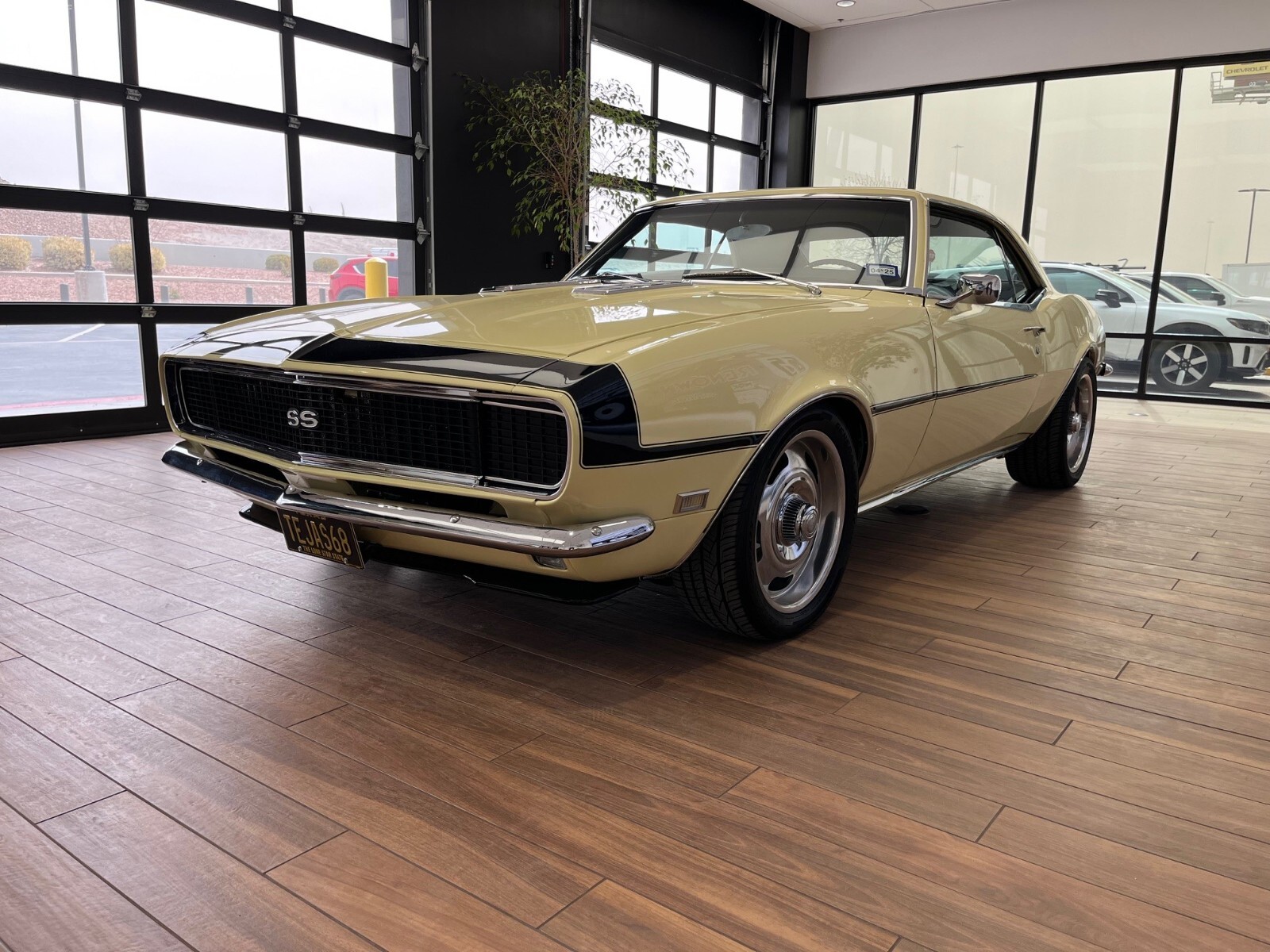 Chevrolet-Camaro-1968-Coupe