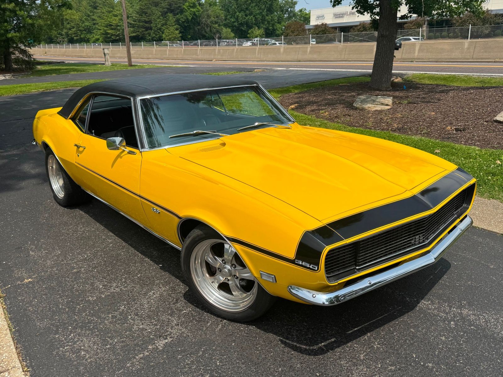 Chevrolet-Camaro-1968-Coupe-9