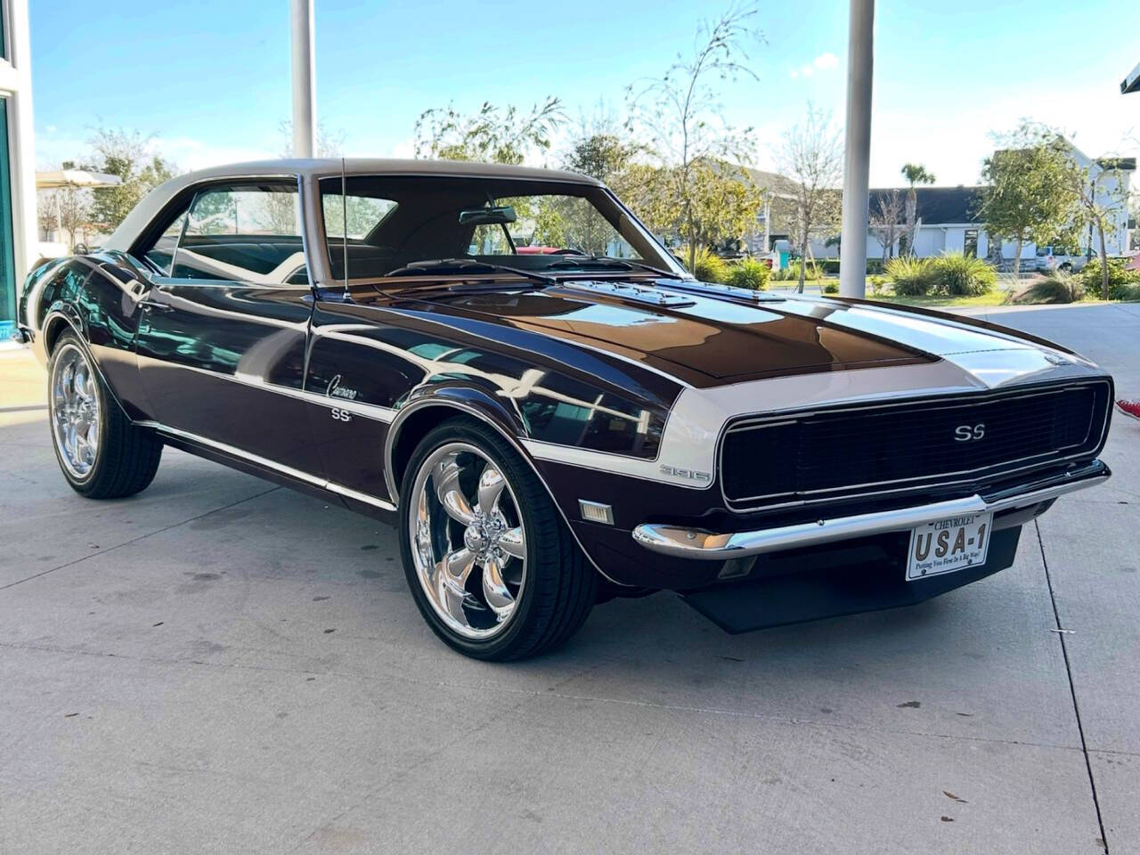 Chevrolet-Camaro-1968-Hatchback-2